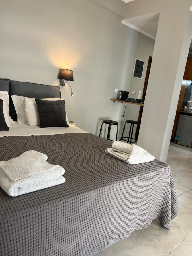 Апартаменты Living Near Acropolis By Sylvia Staikou At Nikis Str Афины Экстерьер фото